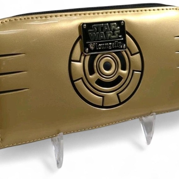Loungefly Star Wars C-3PO Gold Embossed Heart Logo Zip Around Wallet - Picture 2 of 7